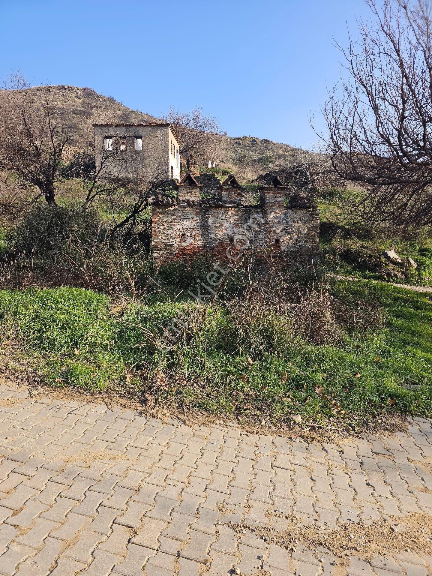 Bayındır Yeşilova Satılık 414 M2 Kargir Ev Ve Arsa - Görsel 5