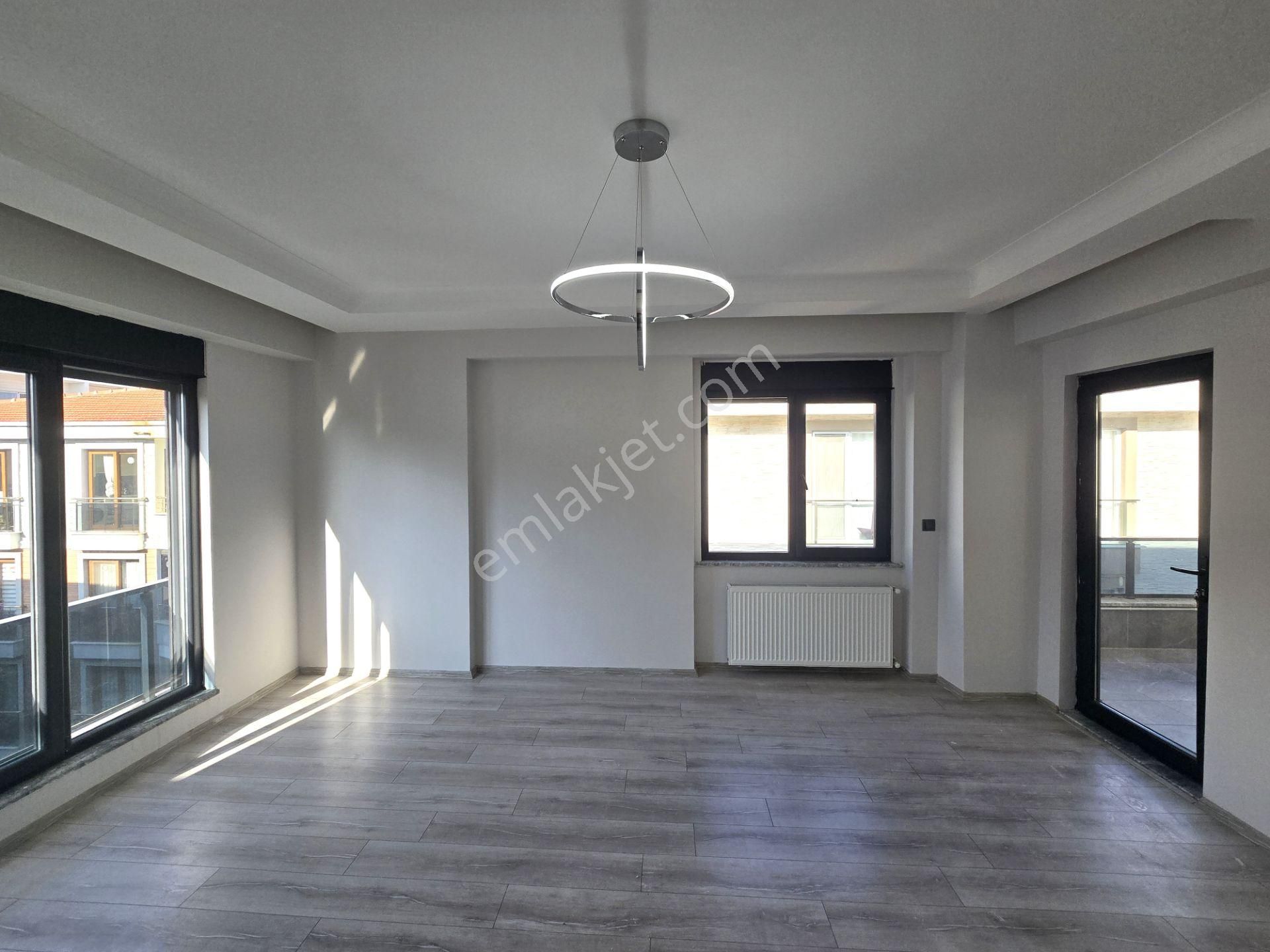 İkizçay'da Emsallerinin Çok Ötesinde Ebeveyn Banyolu 2+1 Daire - Görsel 6