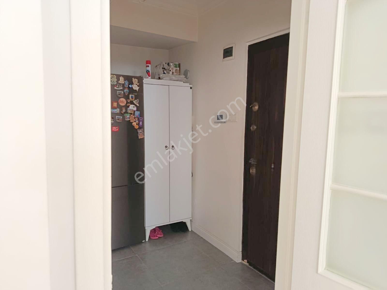 Beşiktaş Ortaköy Şık Bina Işık Alan Yüksek Tavan Zemin Kat Daire - Görsel 17