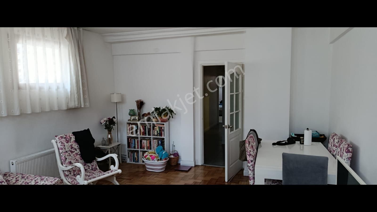 Beşiktaş Ortaköy Şık Bina Işık Alan Yüksek Tavan Zemin Kat Daire - Görsel 16