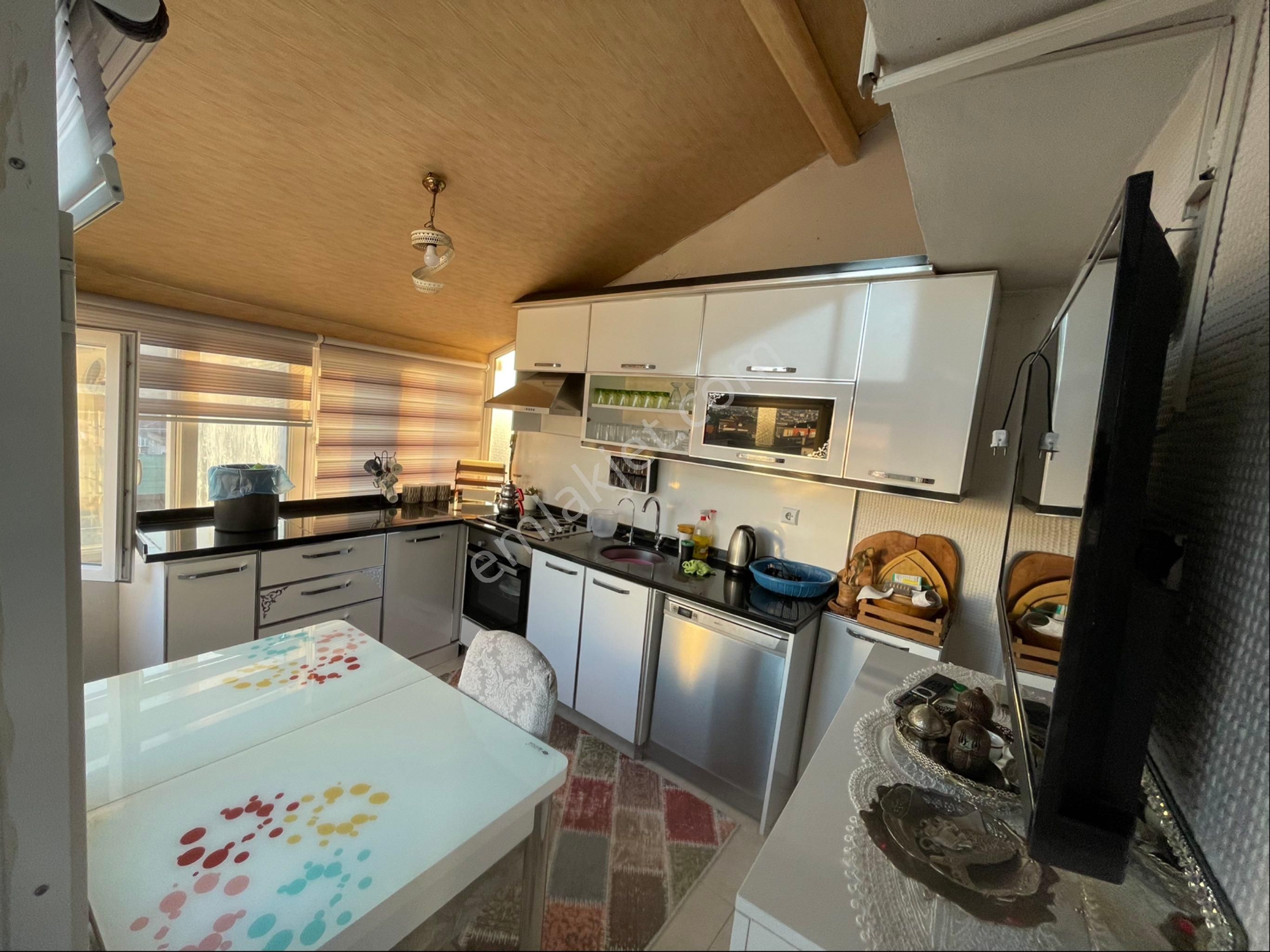 Aydoğan’dan Dörtyol Cadde Üzeri Satılık Çatı Katı Daire - Görsel 13