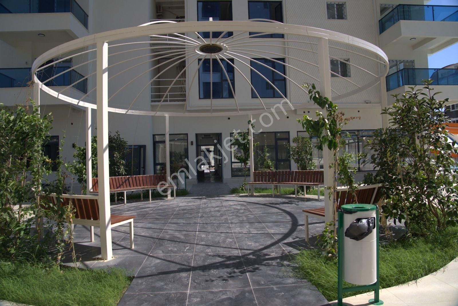 Mahmutlar 2+1 Site İçi Deniz Manzaralı - Görsel 17
