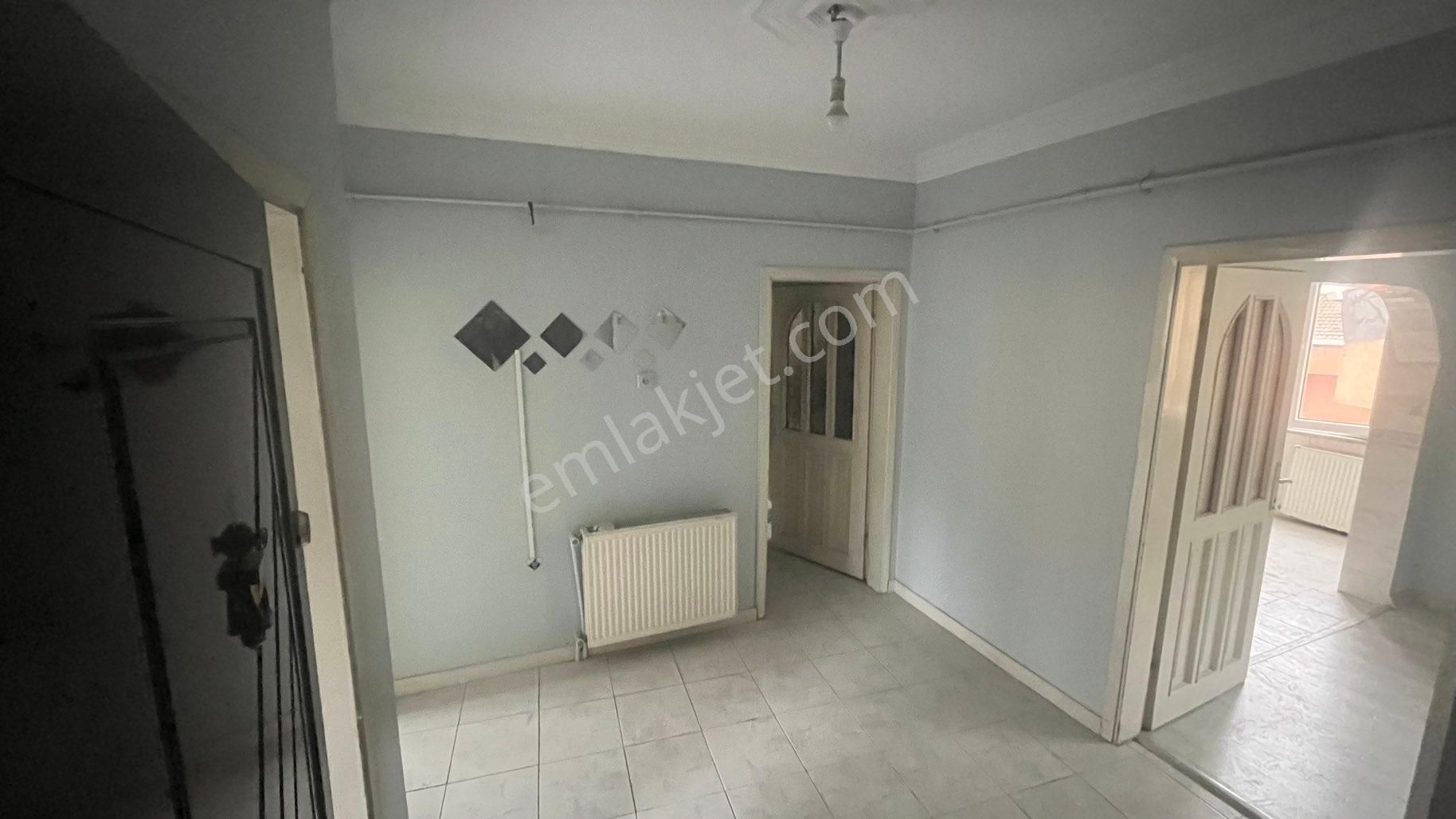 Serdar Emlakc’tan Menderes Mah 3 + 1 Kat Dört Tek Daire Üzeri - Görsel 3