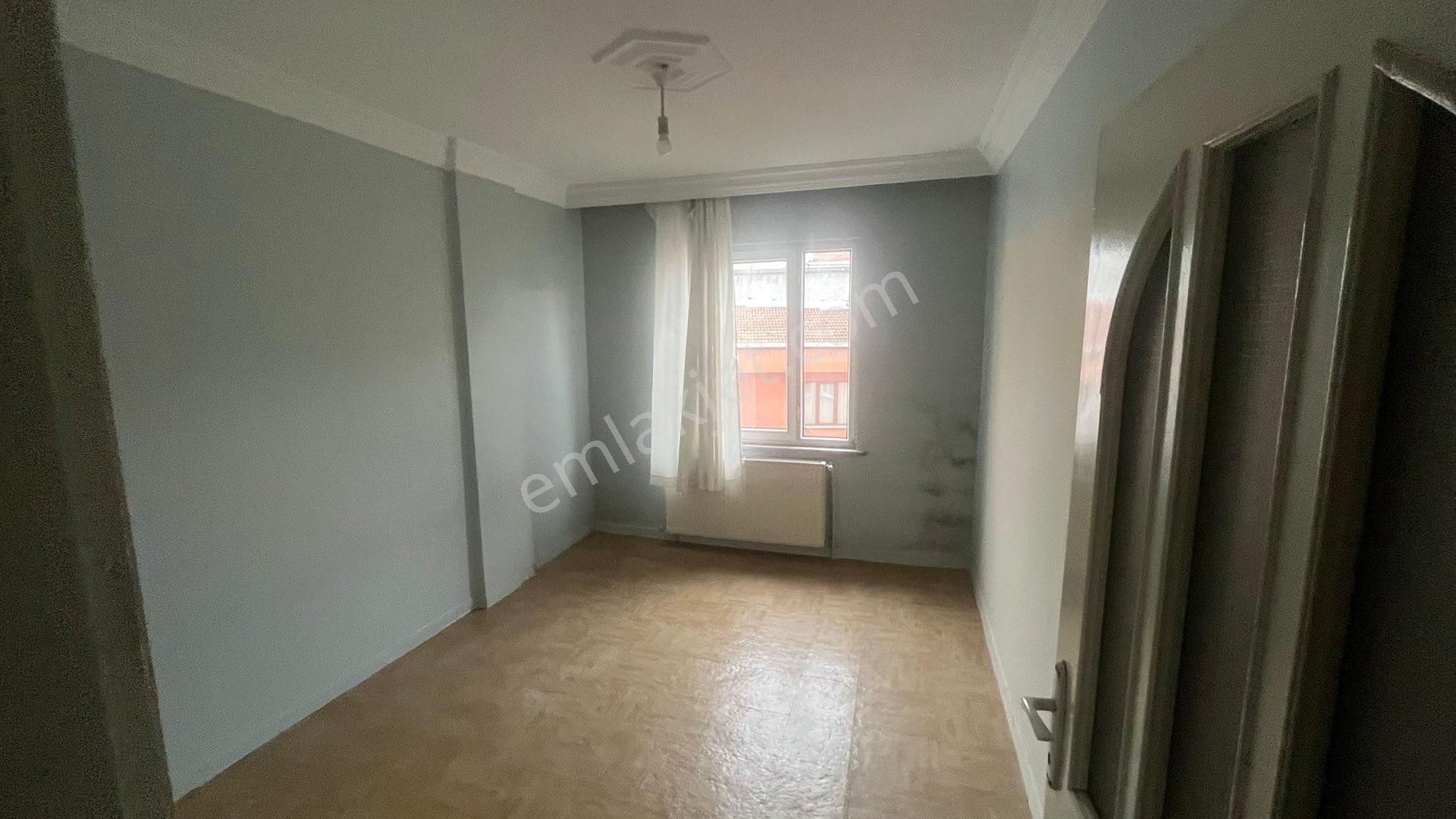 Serdar Emlakc’tan Menderes Mah 3 + 1 Kat Dört Tek Daire Üzeri - Görsel 10