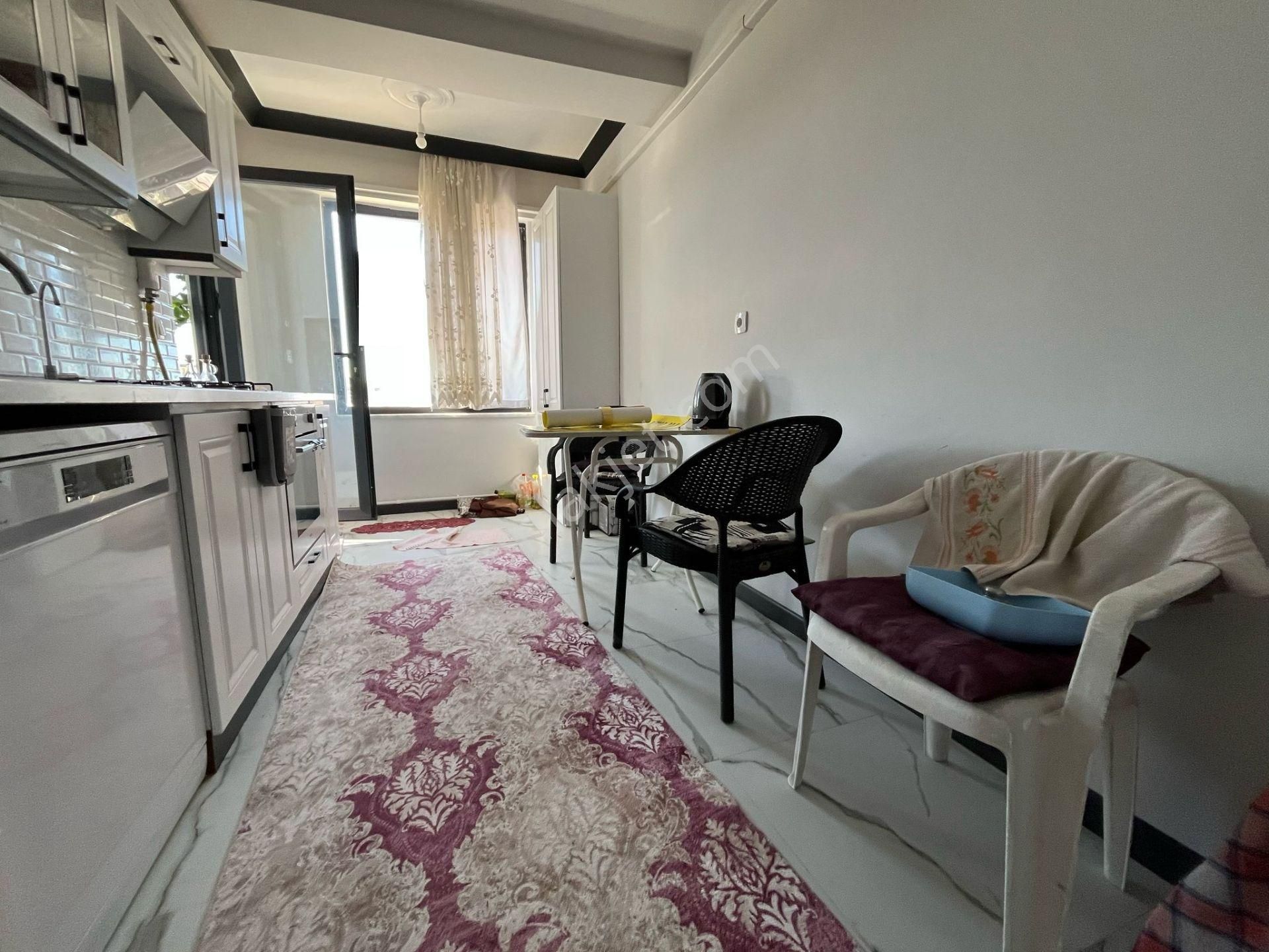 Balıkesir'in En Sakin En En Huzurlu Nezih İlçesi Burhaniyede Elit Site İçinde 2+1 Daire - Görsel 6