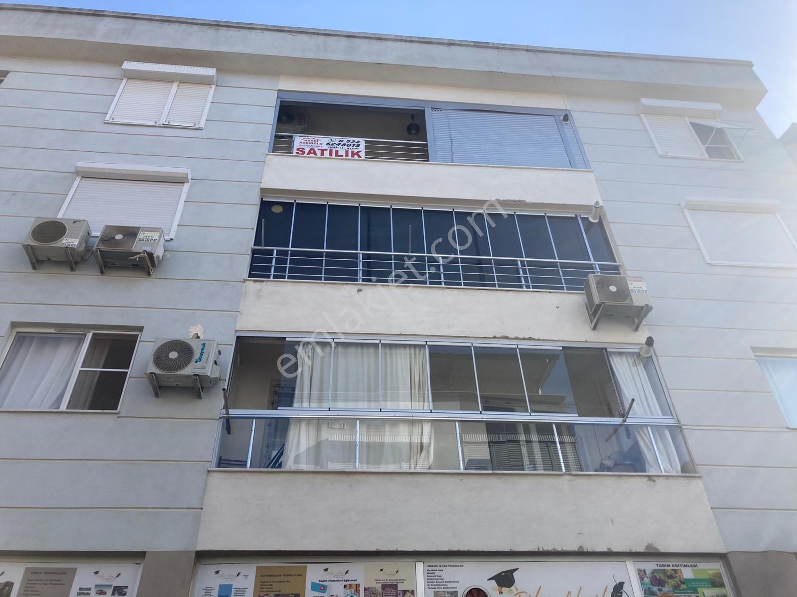Salı Pazarı Caddesi'nde Satılık 3+1 Daire (asansörlü, 120m²) - Görsel 8