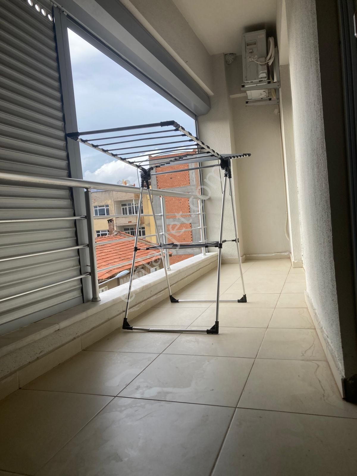 Salı Pazarı Caddesi'nde Satılık 3+1 Daire (asansörlü, 120m²) - Görsel 21