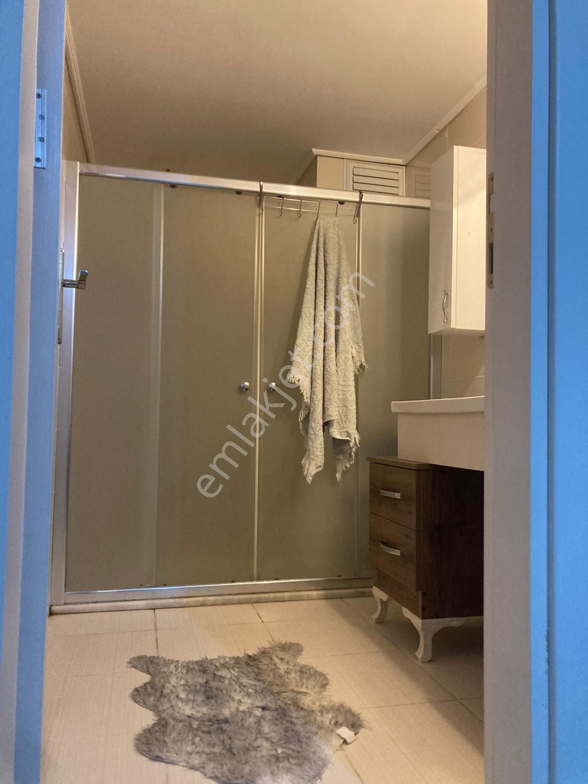 Salı Pazarı Caddesi'nde Satılık 3+1 Daire (asansörlü, 120m²) - Görsel 24