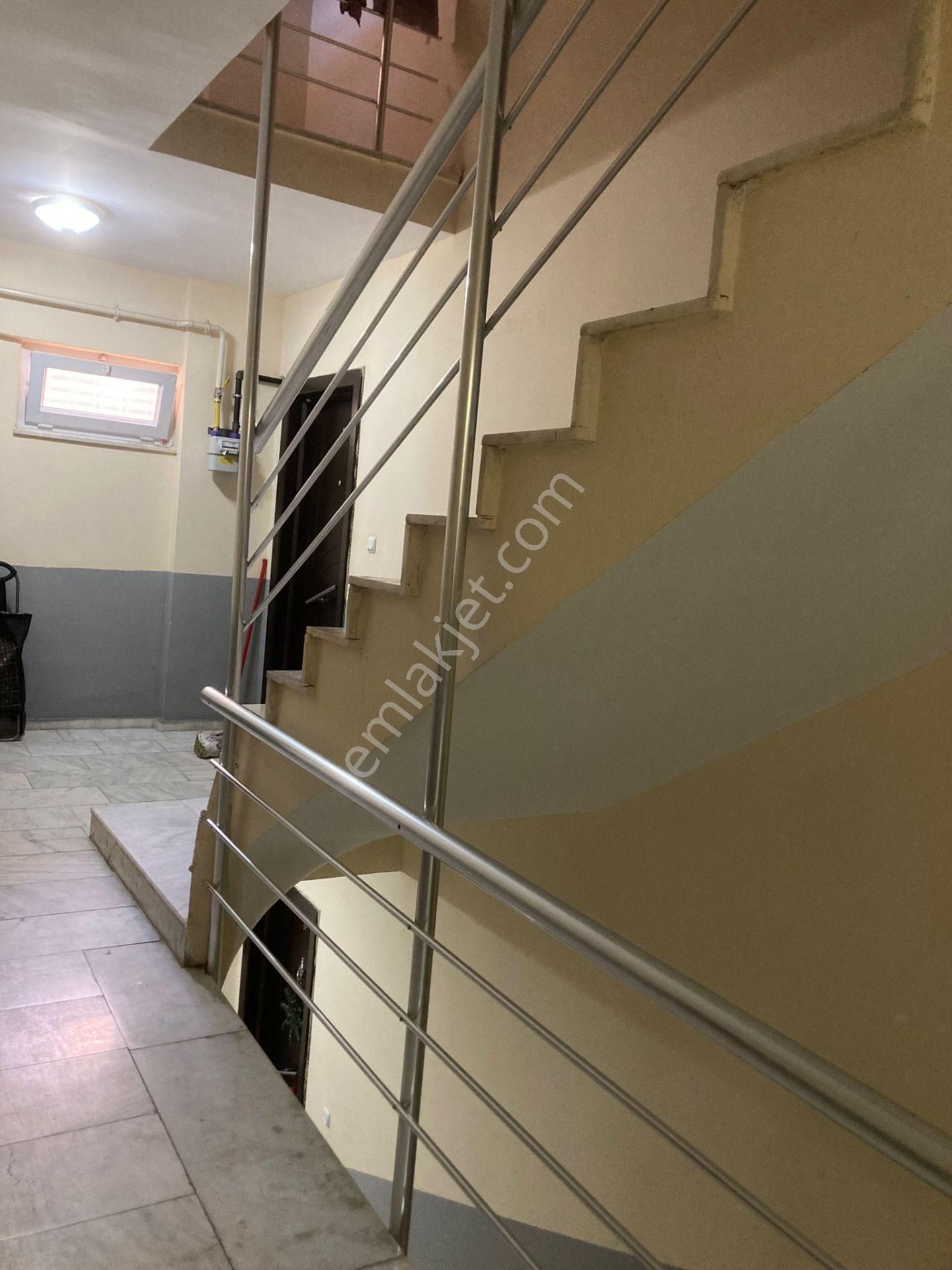 Salı Pazarı Caddesi'nde Satılık 3+1 Daire (asansörlü, 120m²) - Görsel 13