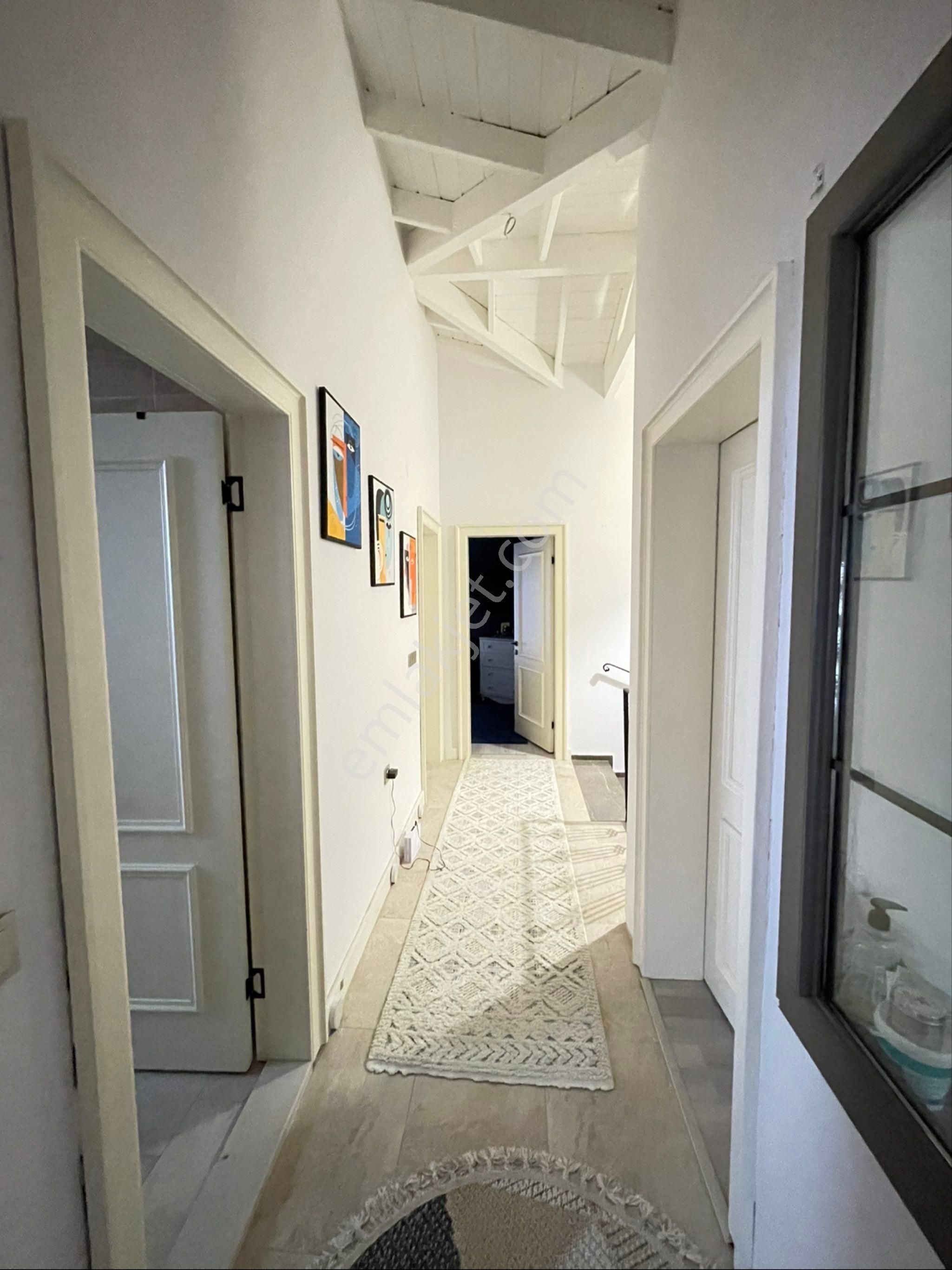 Şifne’de 5+1 Havuzlu Bahçeli Kiralık Villa - Görsel 22