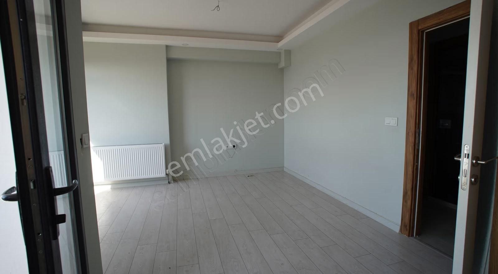 Doğru Gayrimenkulden 7/24 Güvenlikli Havuzlu Site İçerisinde 2+1 - Görsel 16