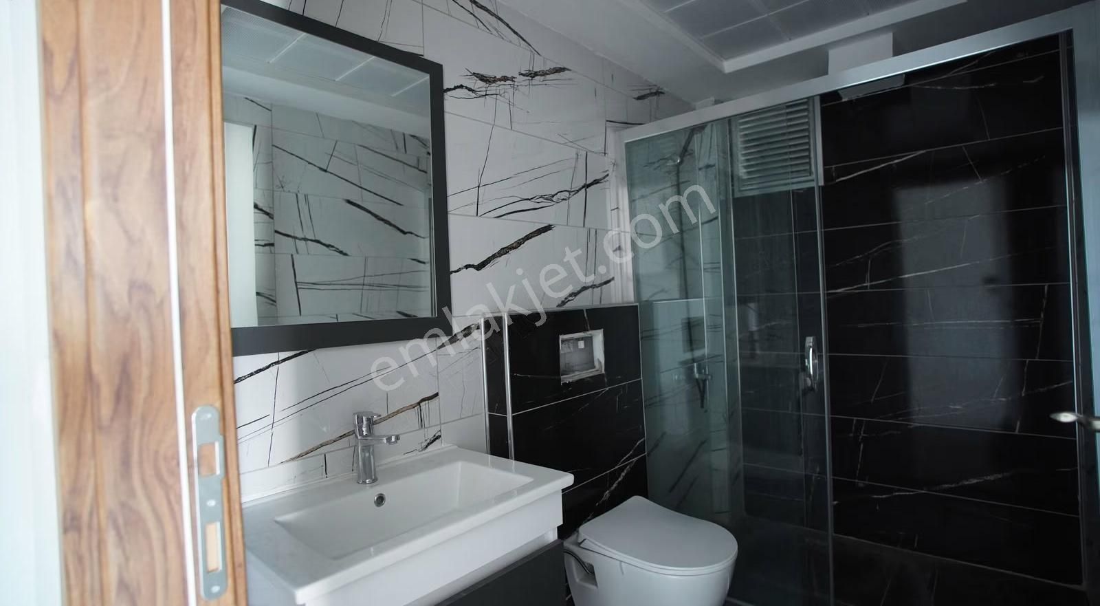 Doğru Gayrimenkulden 7/24 Güvenlikli Havuzlu Site İçerisinde 2+1 - Görsel 31