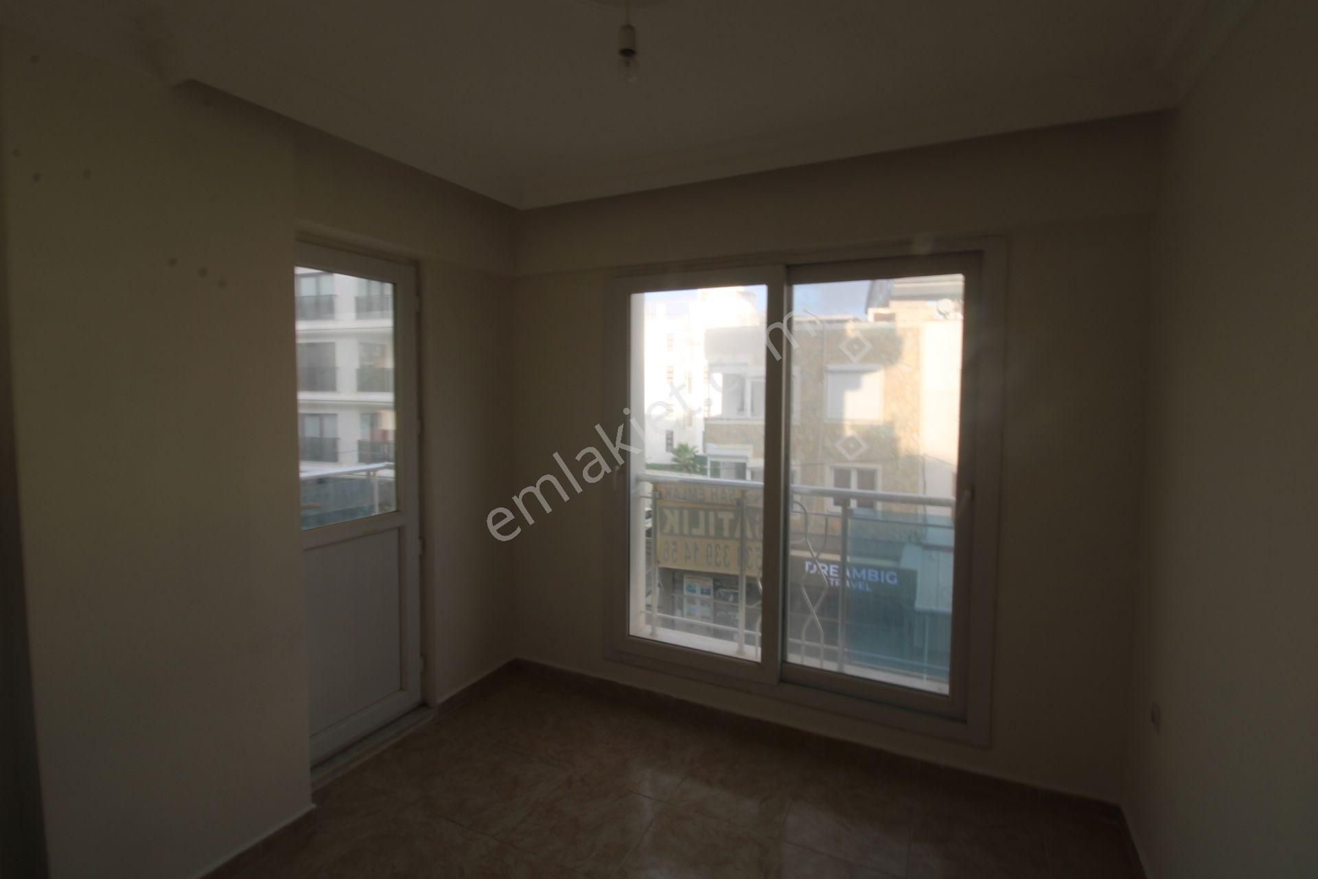 Aydın Didim Altınkum Mahallesi Denize 50 Mt Mesafede 2+1 Ayrı Mutfak Asansörlü - Görsel 5