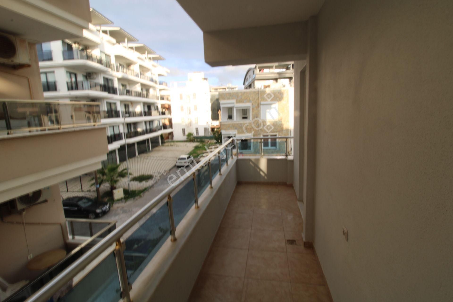 Aydın Didim Altınkum Mahallesi Denize 50 Mt Mesafede 2+1 Ayrı Mutfak Asansörlü - Görsel 8