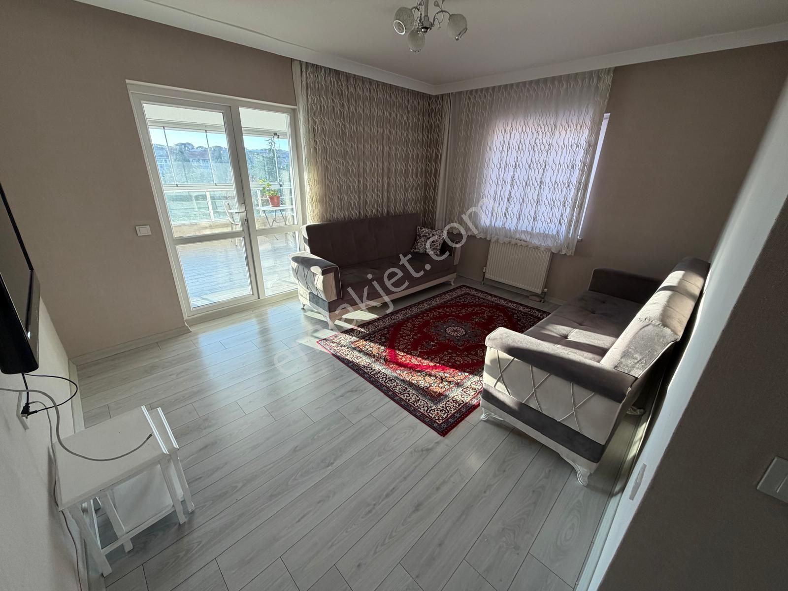 Sym'den Pınarbaşı Mh Ara Katta Asansörlü Ebeveny Banyolu Full Yapılu Geniş 4+1 Dairee!!! - Görsel 10