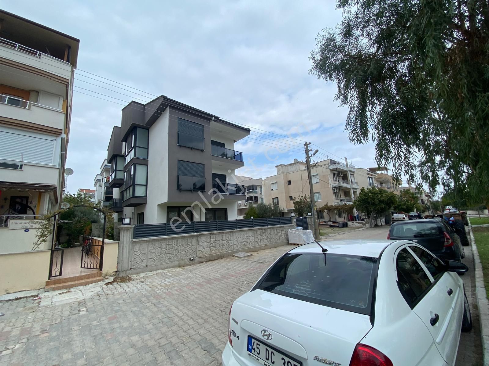 Egenin İncisi Çandarlı Merkezde 2+1 Satılık Daire - Görsel 17