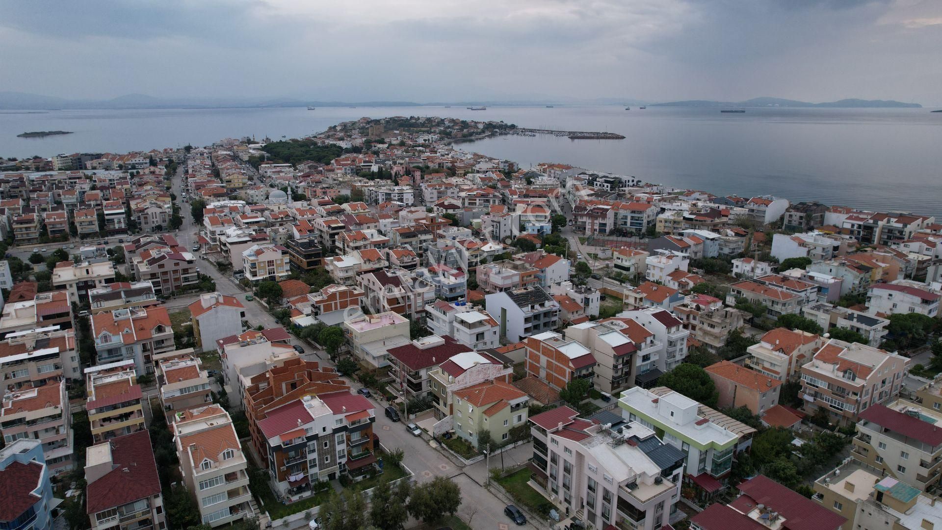 Egenin İncisi Çandarlı Merkezde 2+1 Satılık Daire - Görsel 32