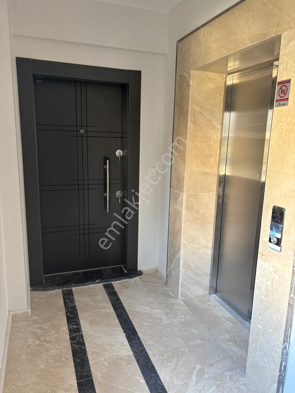 Egenin İncisi Çandarlı Merkezde 2+1 Satılık Daire - Görsel 7