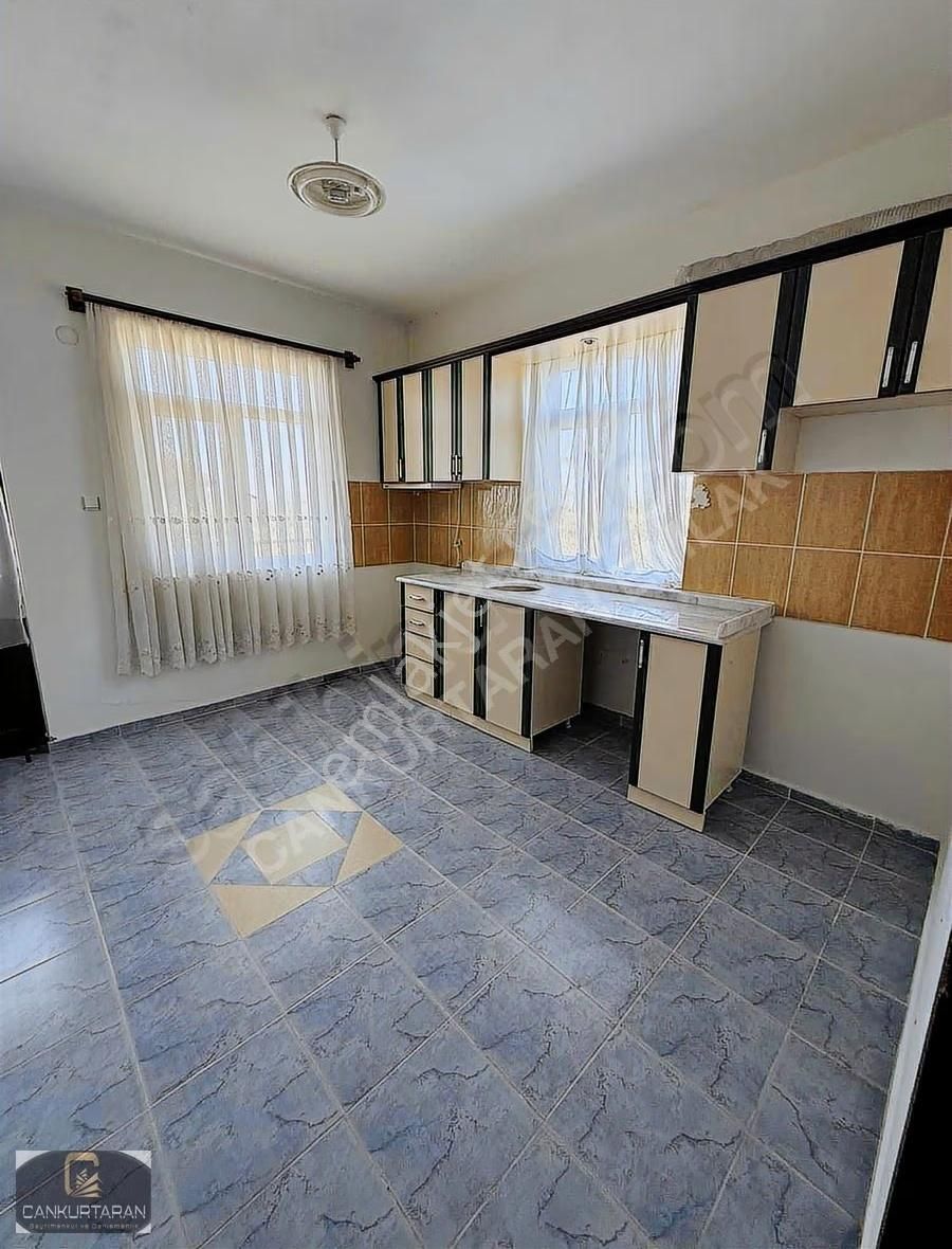 Gesi Kayabağ Da 3 Katlı Meskenli Villa - Görsel 4