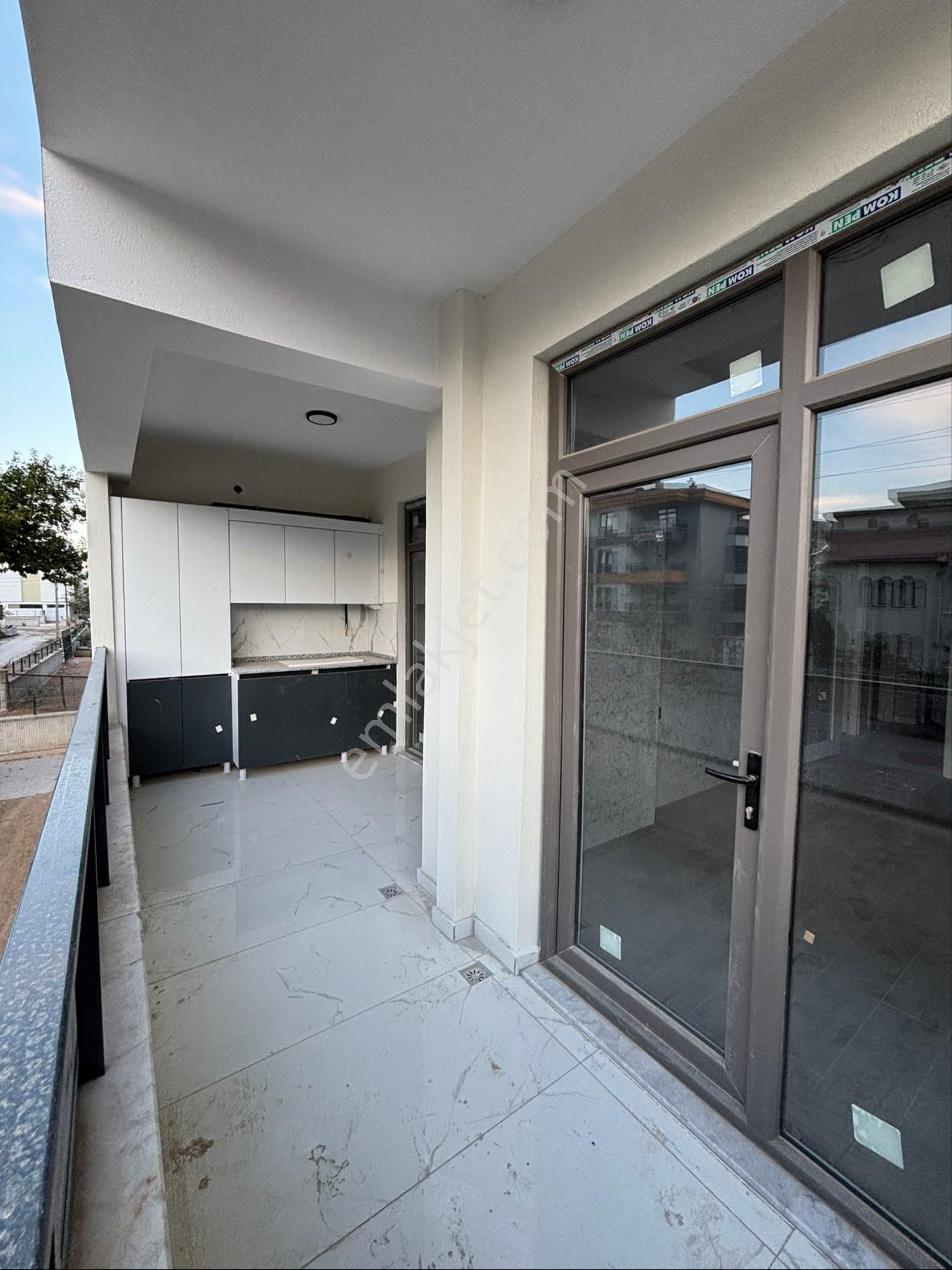 Erdem Konut Gayrimenkulden 3+1 Arakat Sıfır Daire - Görsel 2