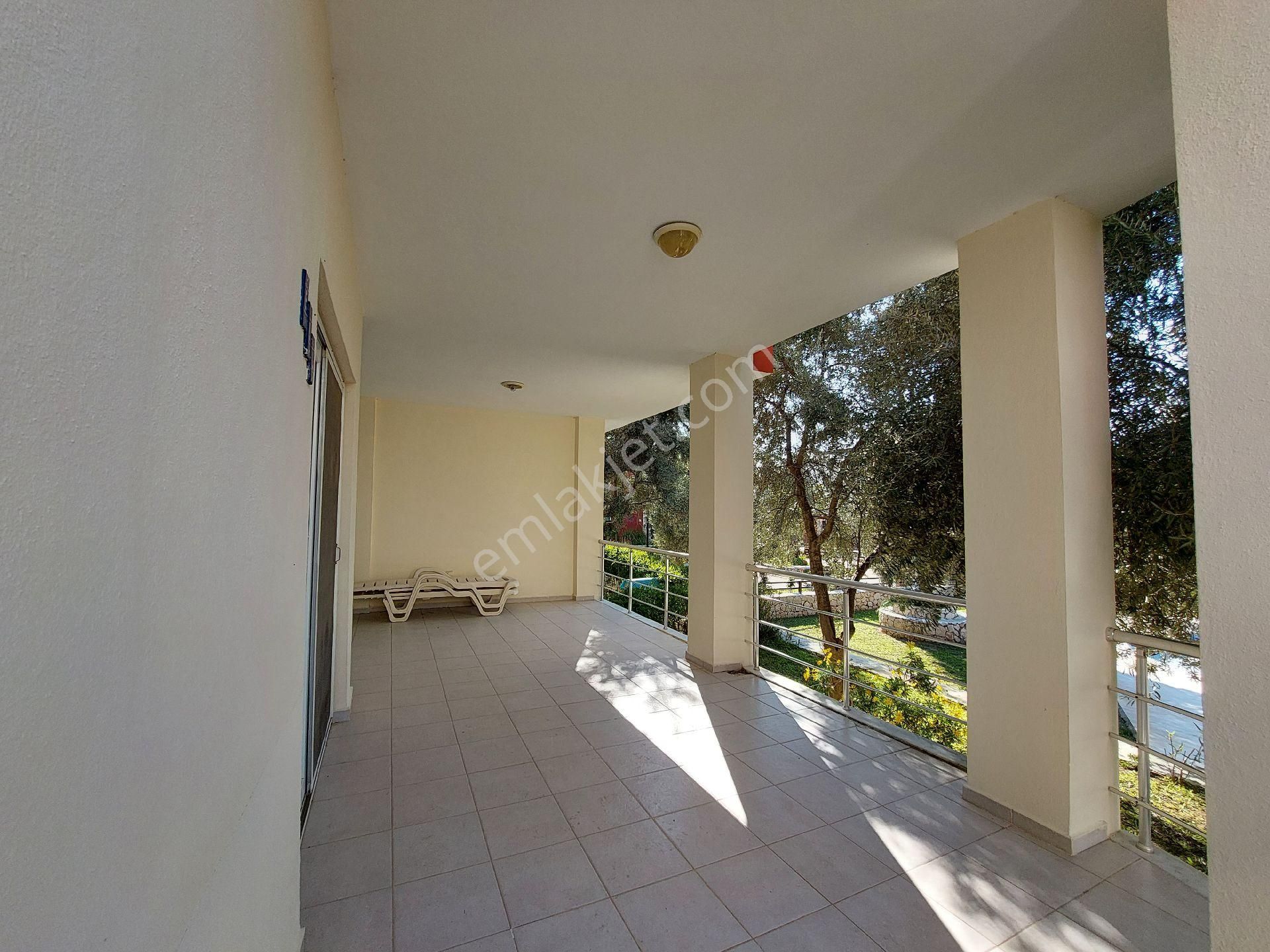 2+1 Villa Eşyalı, Havuzlu, Otoparklı, Çocuk Oyun Alanlı - Görsel 22