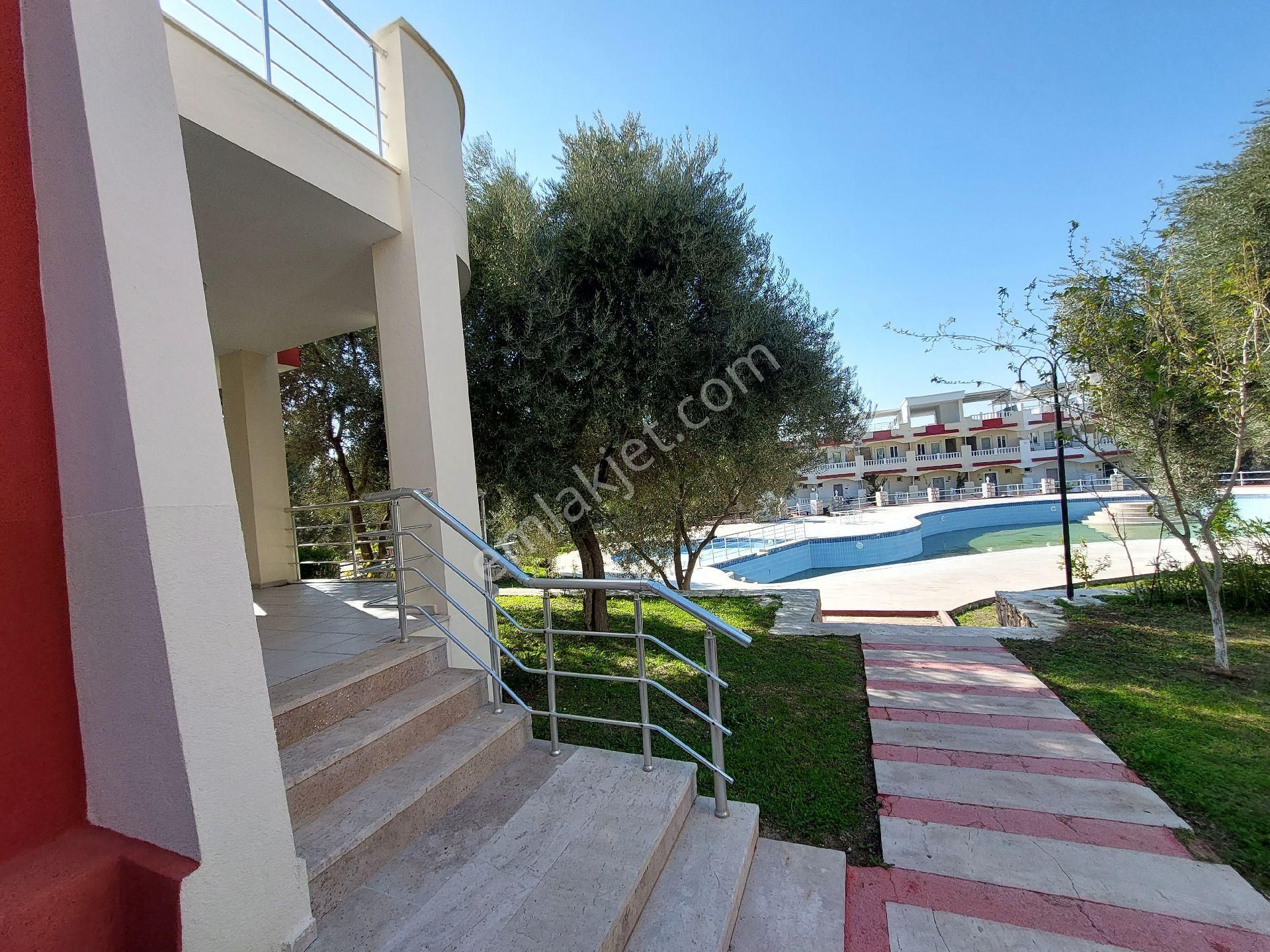 2+1 Villa Eşyalı, Havuzlu, Otoparklı, Çocuk Oyun Alanlı - Görsel 4