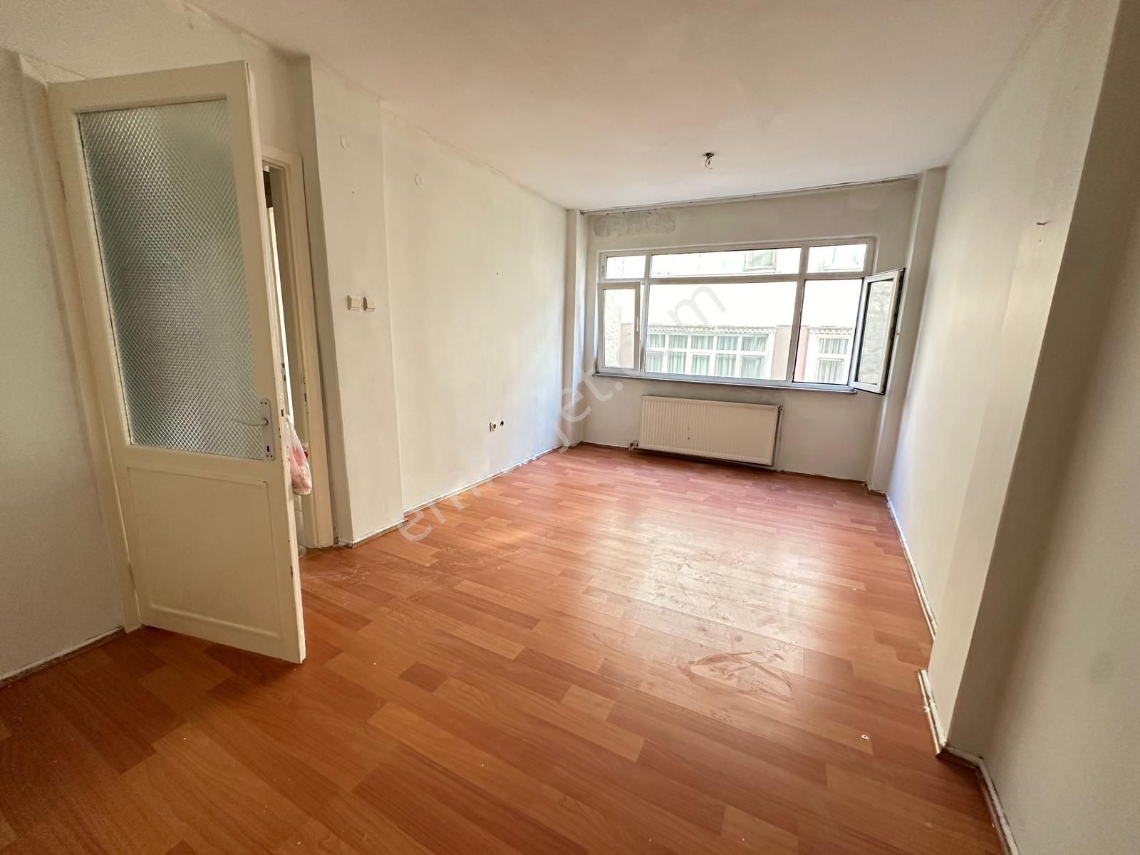 █ Fatihte 2+1 80 M2 1. Kat Balkonlu Satılık Fırsat Daire █ - Görsel 2