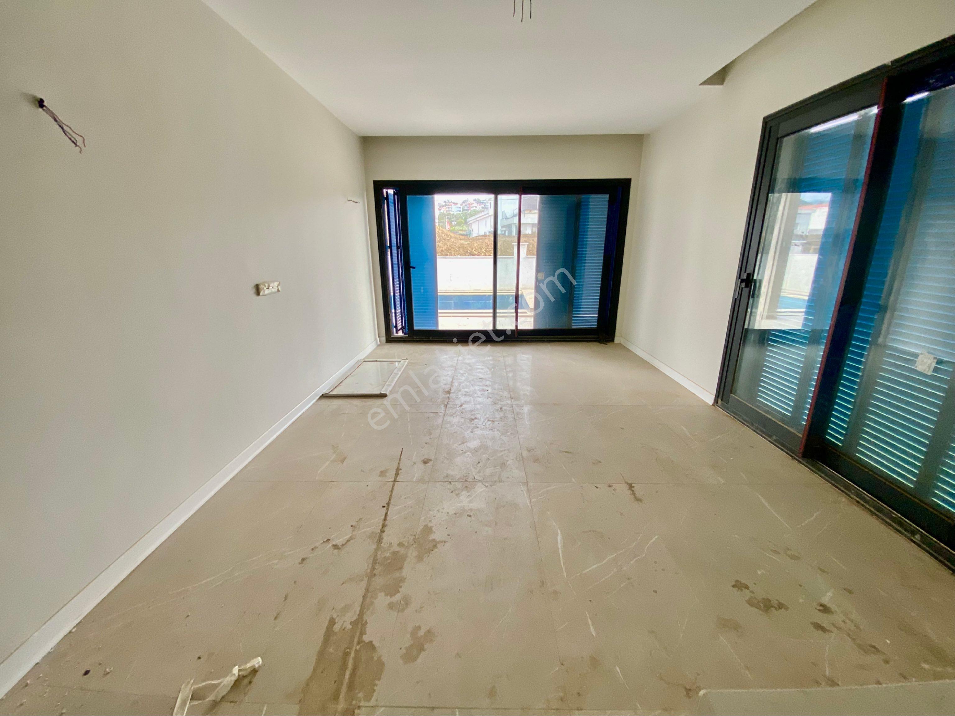 Kuşadası Avm Bölgesinde Müstakil Sıfır Villa - Görsel 8