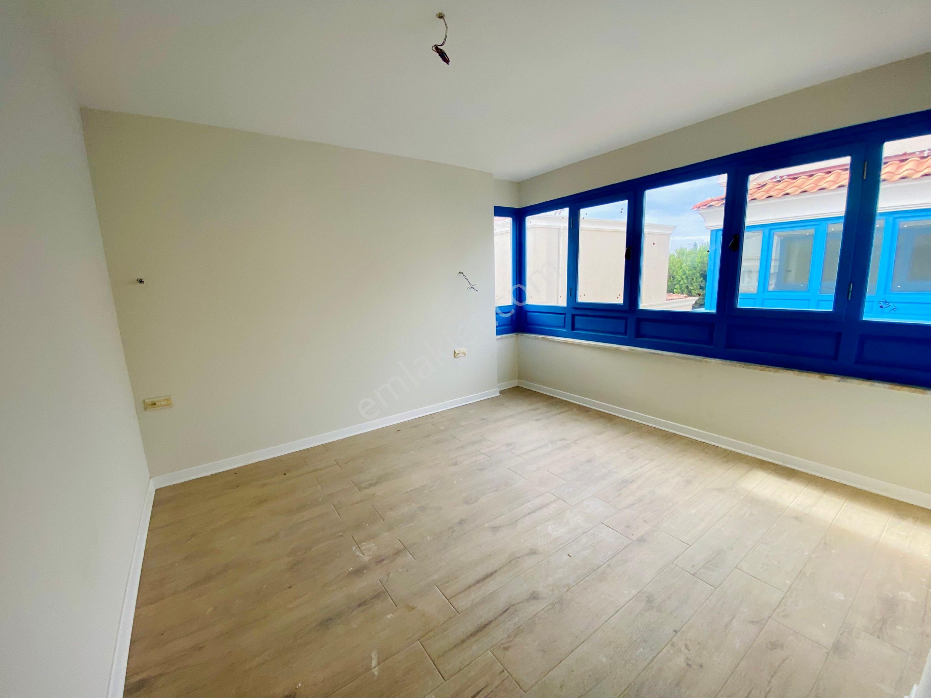 Kuşadası Avm Bölgesinde Müstakil Sıfır Villa - Görsel 9