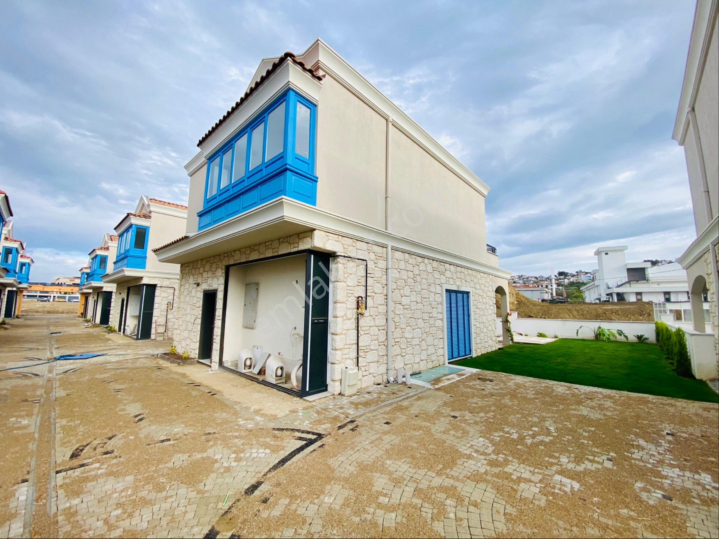 Kuşadası Avm Bölgesinde Müstakil Sıfır Villa - Görsel 6