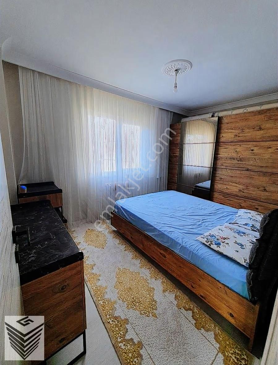 2+1 Arakat..90 M..belediye Yakını..2 Yaşında..kullanışlı Daire.. - Görsel 3