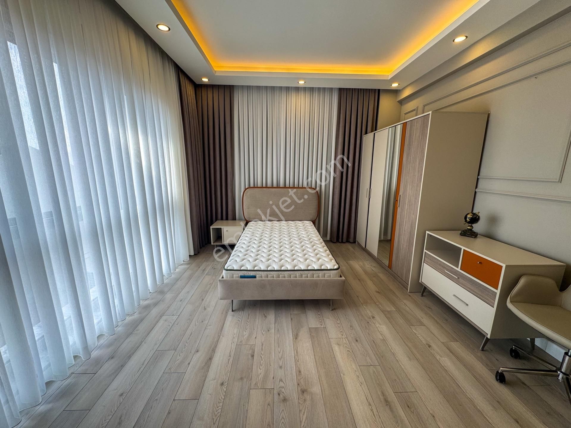 Yalova Kadıköy'de Deniz Ve Doğa Manzaralı Havuzlu Satılık Villa - Görsel 24