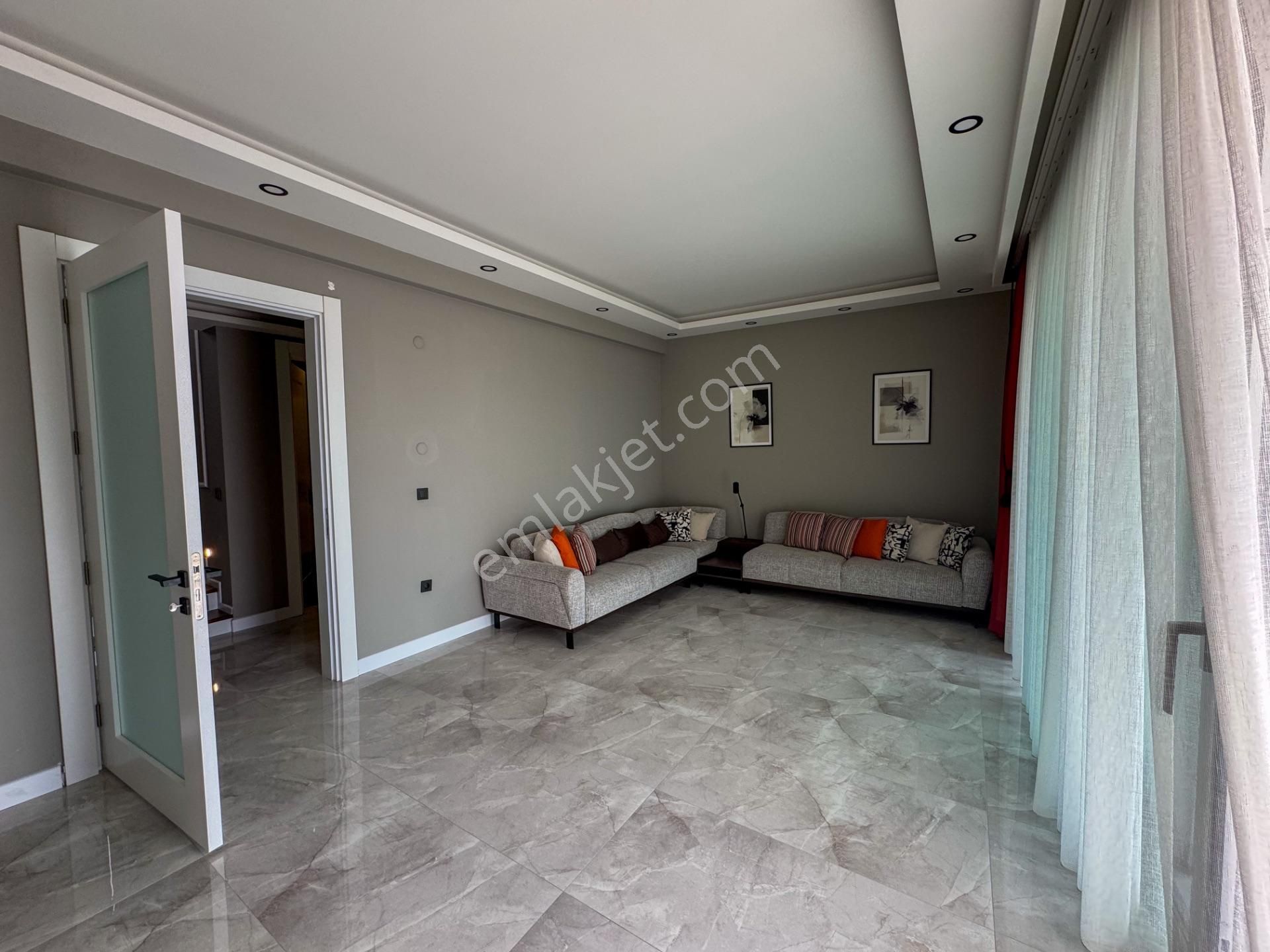 Yalova Kadıköy'de Deniz Ve Doğa Manzaralı Havuzlu Satılık Villa - Görsel 11