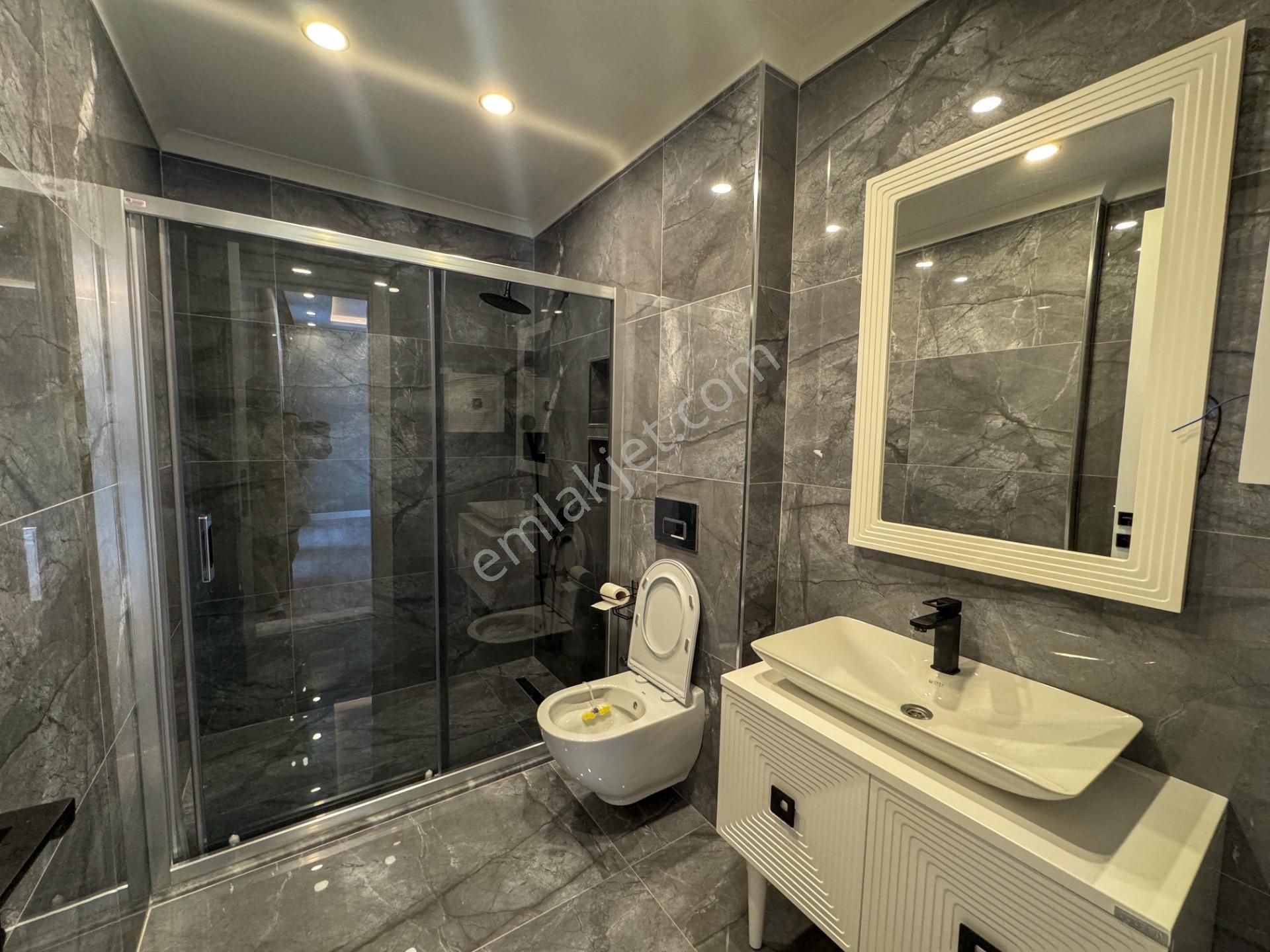 Yalova Kadıköy'de Deniz Ve Doğa Manzaralı Havuzlu Satılık Villa - Görsel 23