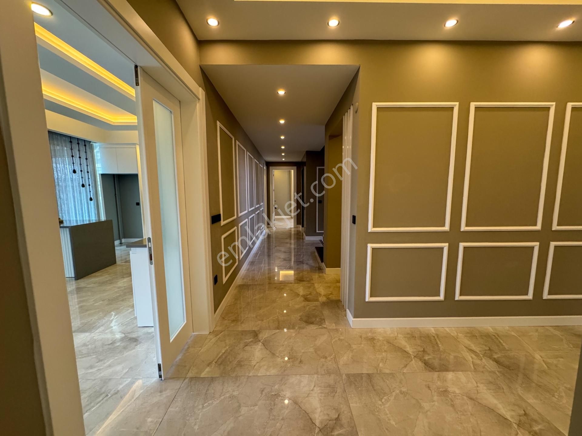 Yalova Kadıköy'de Deniz Ve Doğa Manzaralı Havuzlu Satılık Villa - Görsel 18