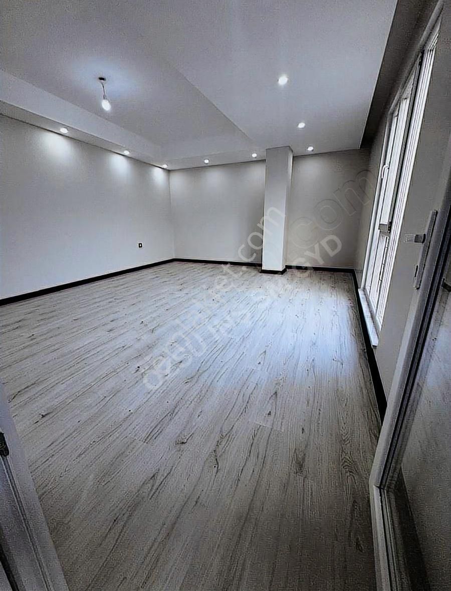 Çerkezköy Tepe Bölgesinde Ön Cephe Geniş 3+1 Daire - Görsel 5