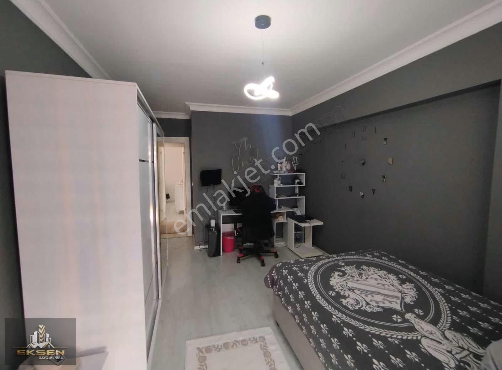 Eksen Gayrimenkul'den Merkezi Konumda Masrafsız 3+1 Site Dairesi - Görsel 11