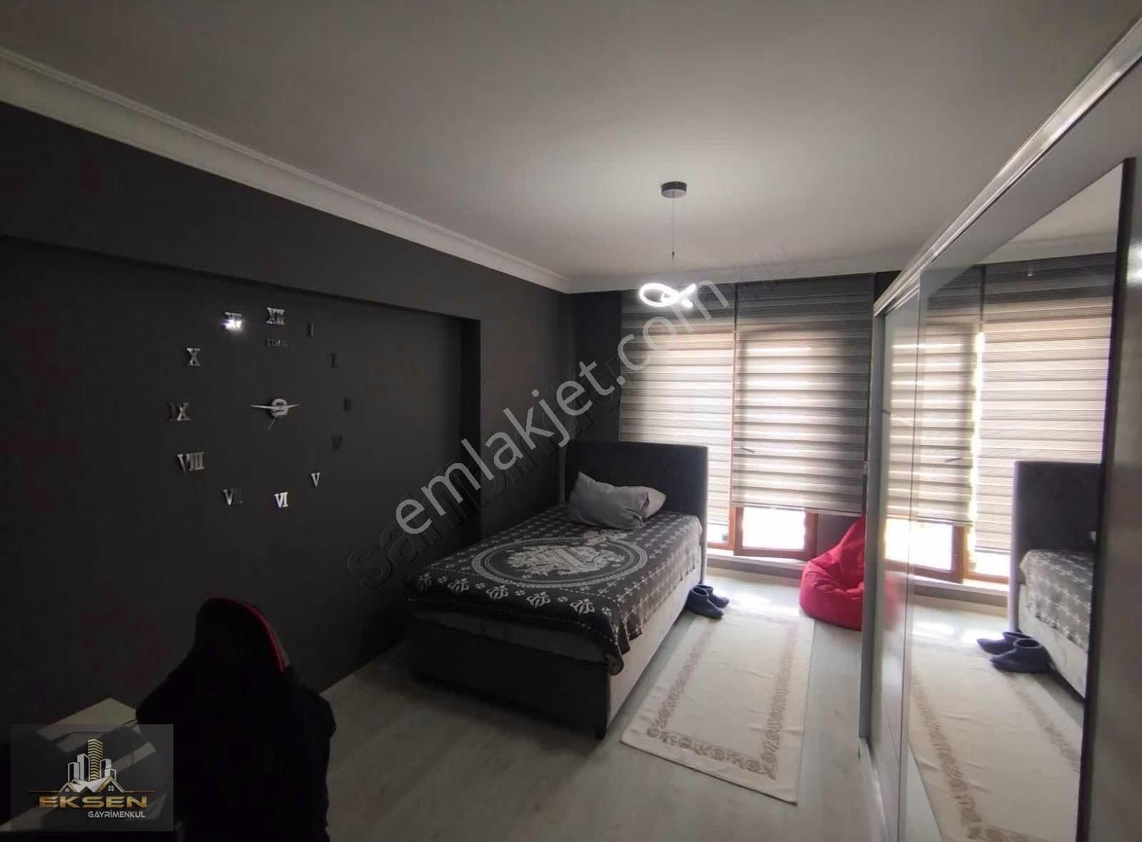 Eksen Gayrimenkul'den Merkezi Konumda Masrafsız 3+1 Site Dairesi - Görsel 9