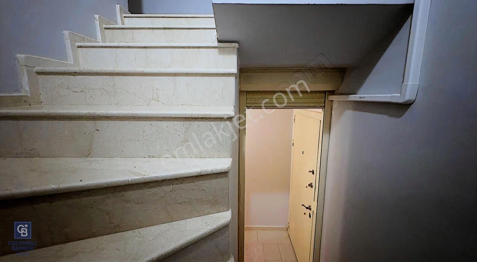 Coldwell Banker Route'dan Satılık Deniz Manzaralı Dubleks - Görsel 3