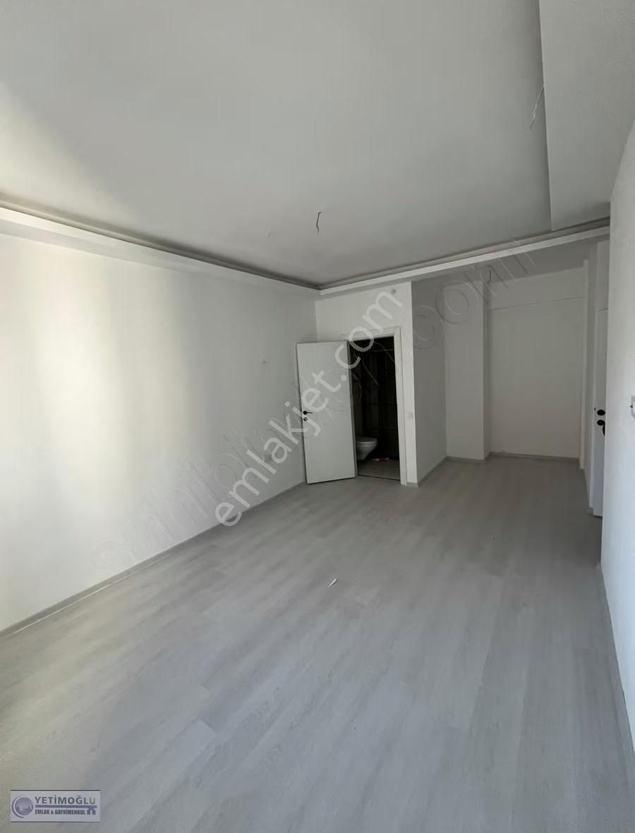 Yetimoğlu Emlaktan Sıfır Kök Tapu 4+1 Site Dairesi