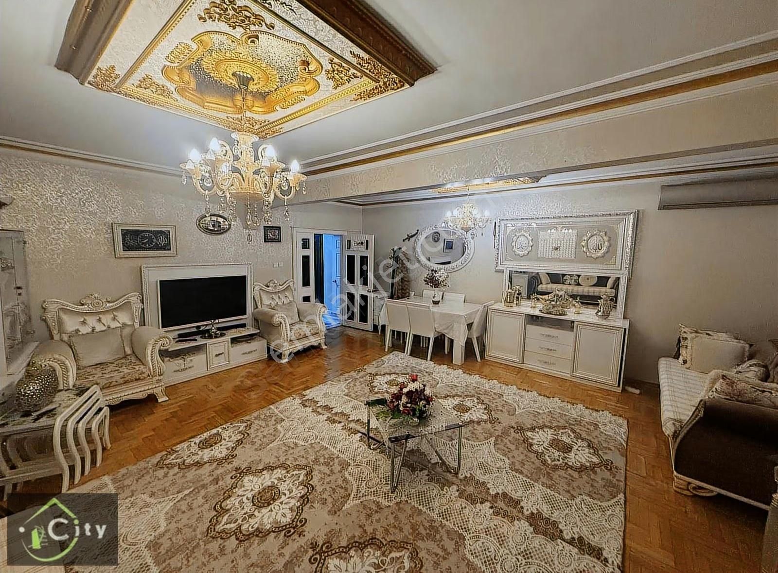 Site İçinde 5+2 Asansörlü 200 M2 Dubleks - Görsel 19