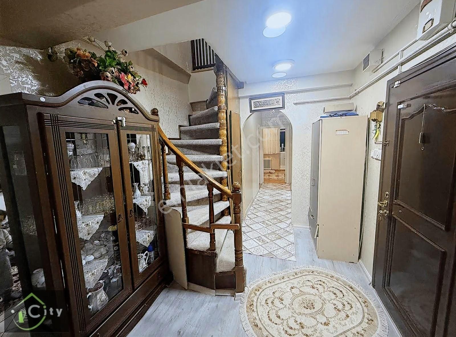 Site İçinde 5+2 Asansörlü 200 M2 Dubleks - Görsel 18