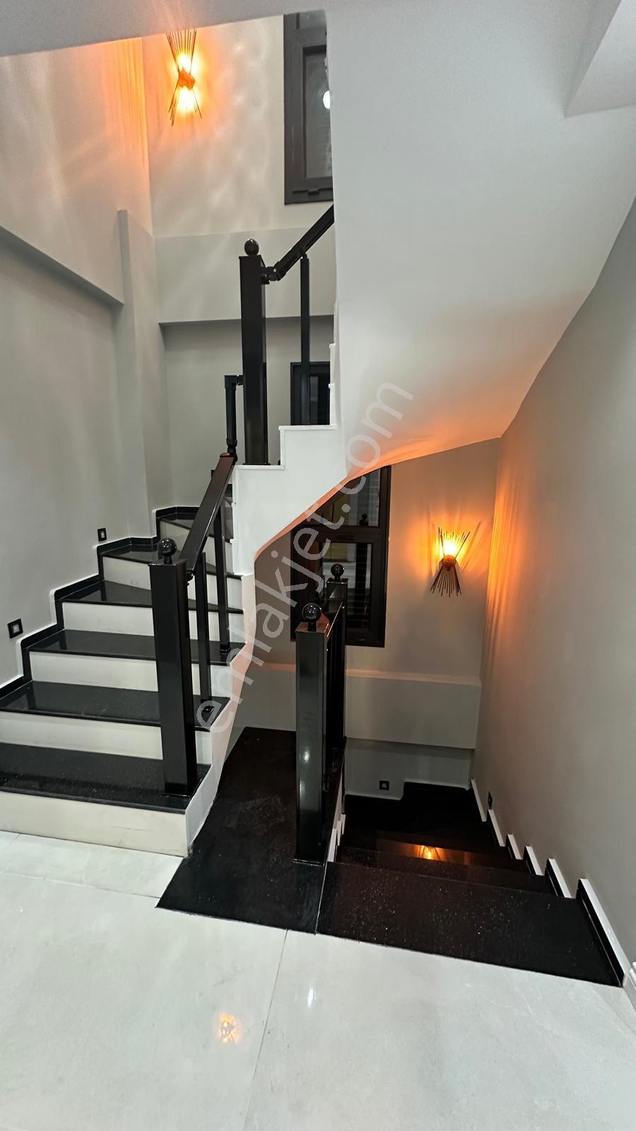 Didim’de Satılık Eşsiz Deniz Manzaralı Akıllı Sistemli Lüx Villa - Görsel 28