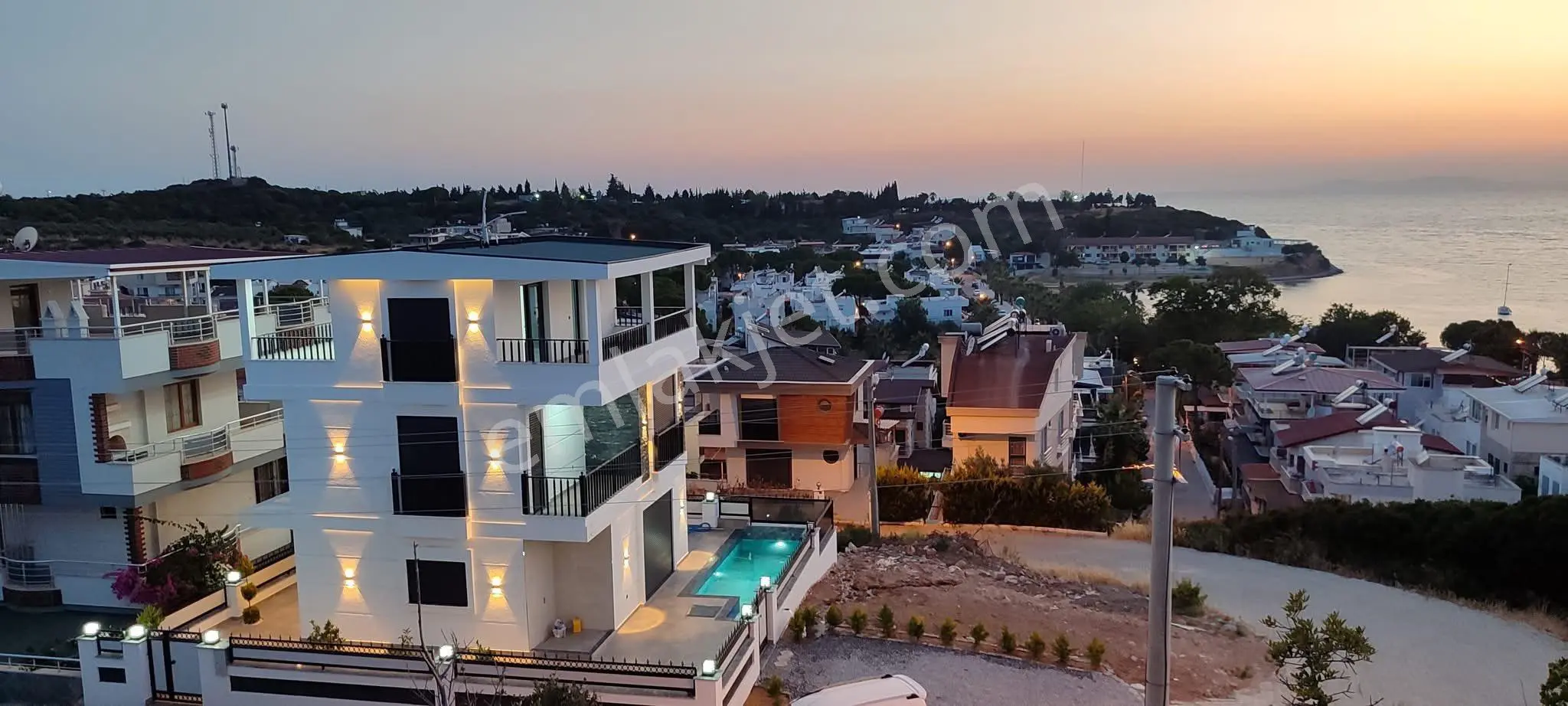 Didim’de Satılık Eşsiz Deniz Manzaralı Akıllı Sistemli Lüx Villa