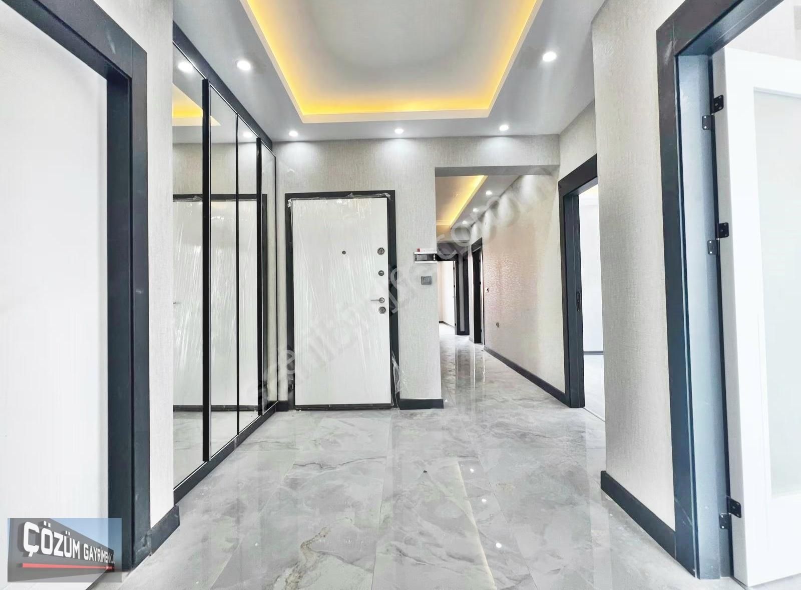 Çözüm'den Sıfır 3+1 Orta Kat Ön Güney Cephe Full Yapılı Daire... - Görsel 25