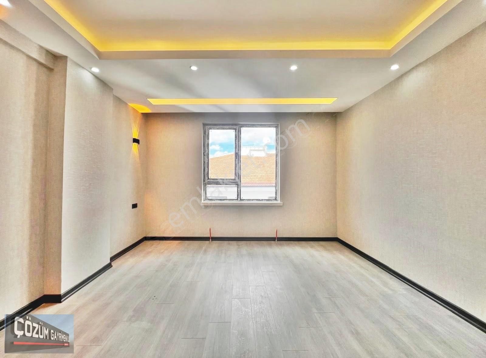 Çözüm'den Sıfır 3+1 Orta Kat Ön Güney Cephe Full Yapılı Daire... - Görsel 23