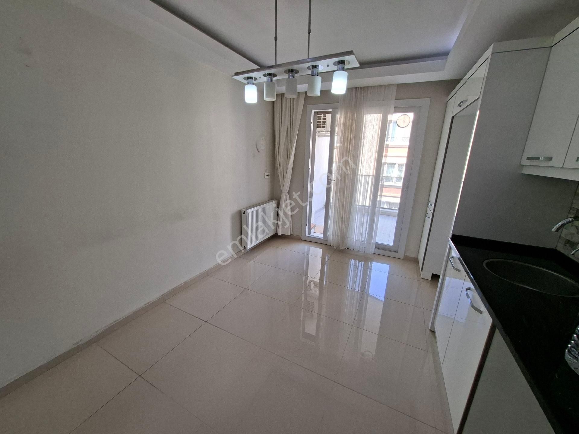 Güneş'ten Şirinyer Metro 5dk 2+1 120m Arakat Balkon Kapalı Mutfak - Görsel 6