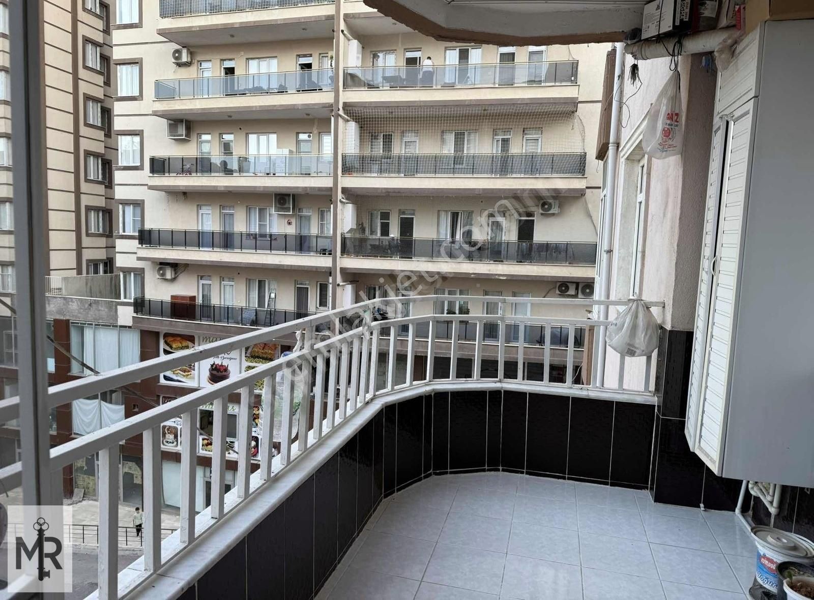 Mr Acabey Emlak'tan Merkezi Konumsa Satılık 3.5+1 Geniş Daire - Görsel 14