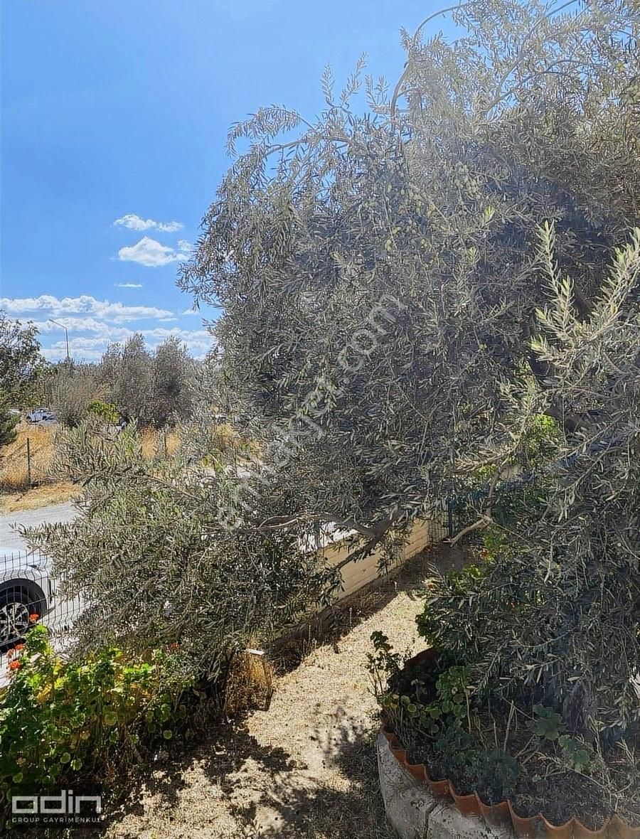 Odin'den Beyaz Melisa Sitesi 5+1 Bahçeli Konforlu Triplex Villa - Görsel 17