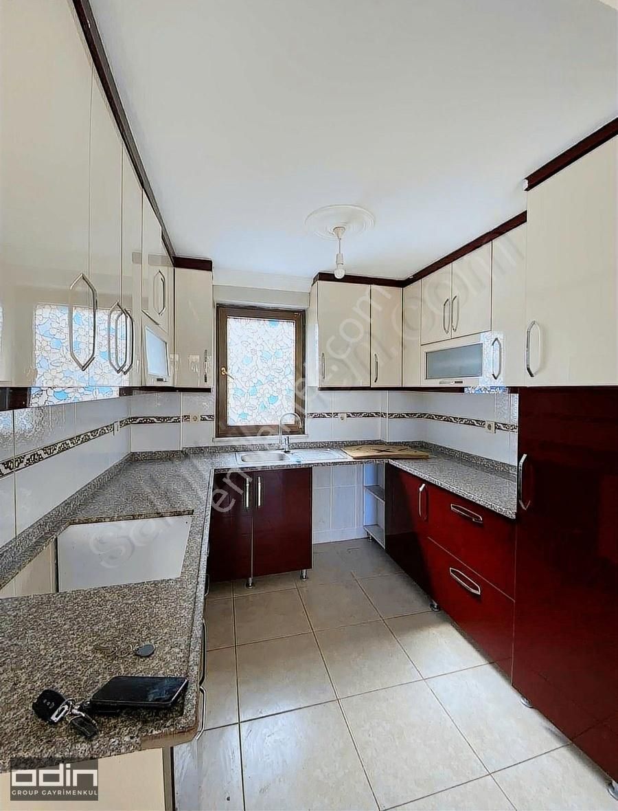 Odin'den Beyaz Melisa Sitesi 5+1 Bahçeli Konforlu Triplex Villa - Görsel 5